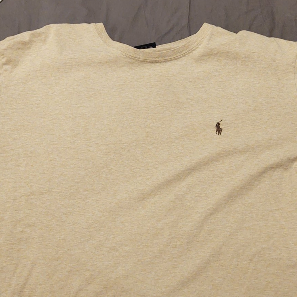 polo tee shirt